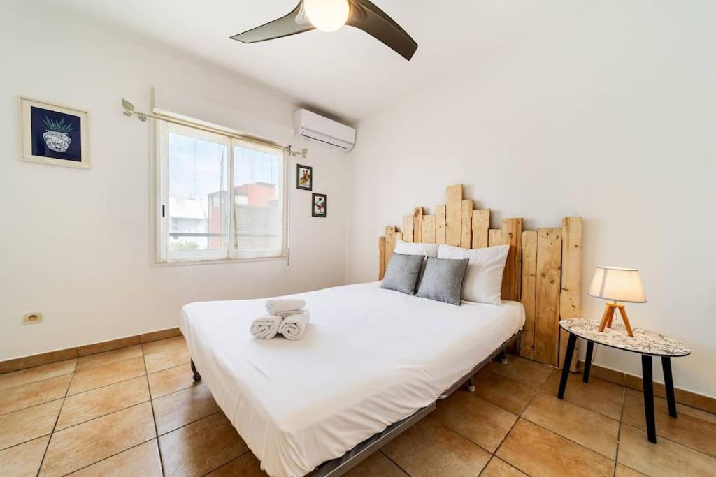 Jade - Appt 2 Chb - 4 Personnes - A 200 M Du Lagon De Saint-Pierre - Residence Avec Belle Piscine Et Parking Prive - Sur Le Front De Mer Et A 2 Pas Du Centre-Ville De St-Pierre Esterno foto
